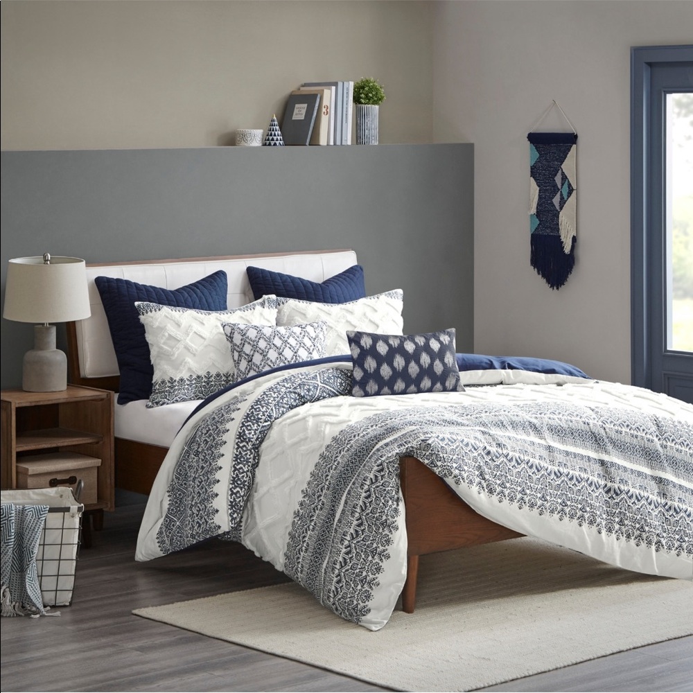 The Curated Nomad Namota Cotton Chenille Duvet Set